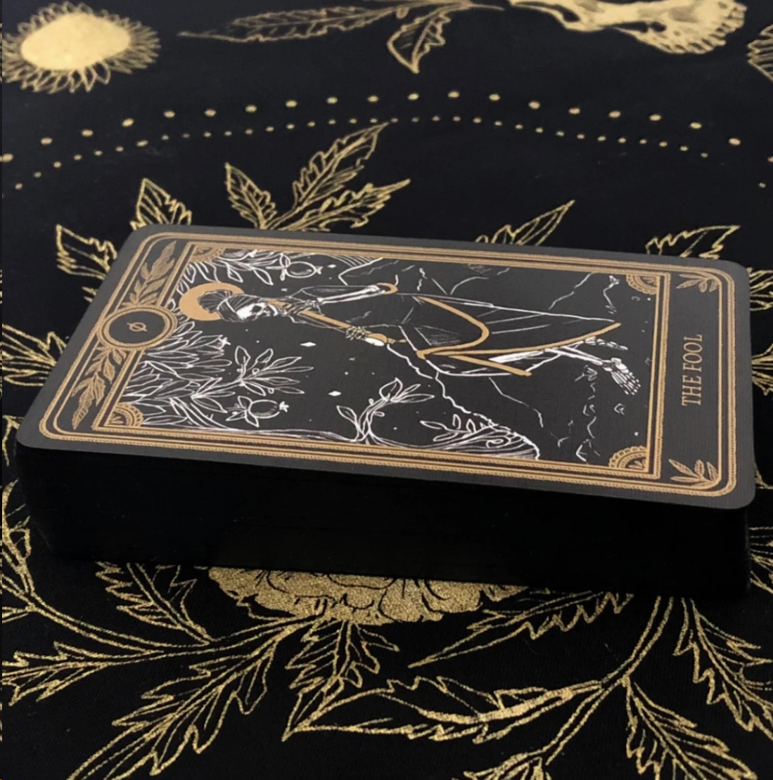 The Marigold Tarot - Classic (English) All Black